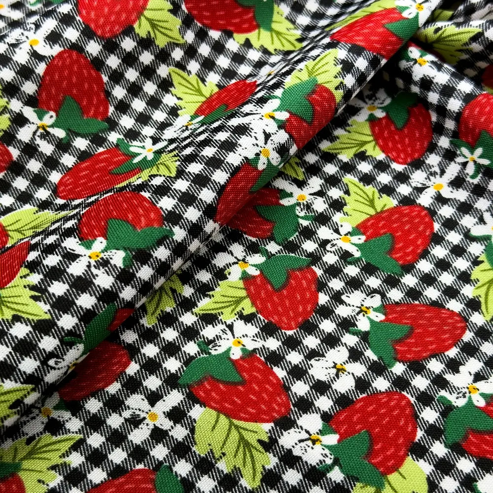 Tecido Oxford Quintal dos Morangos